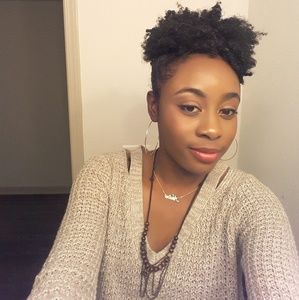 Meet your Posher, Natacha